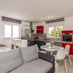 Apartmán Lovely In With House Sea View Ičići