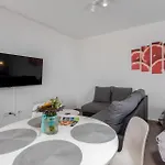 Lovely In With House Sea View