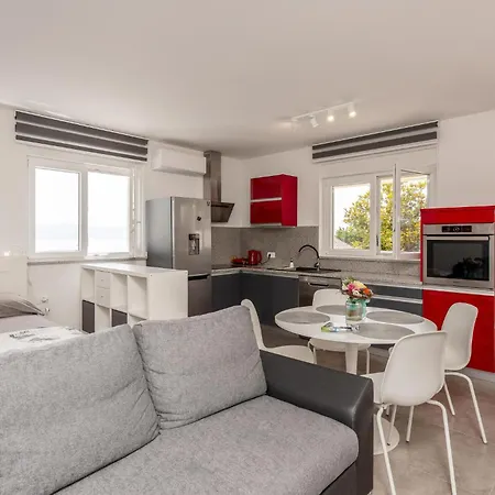 Apartament Amazing In Ičići