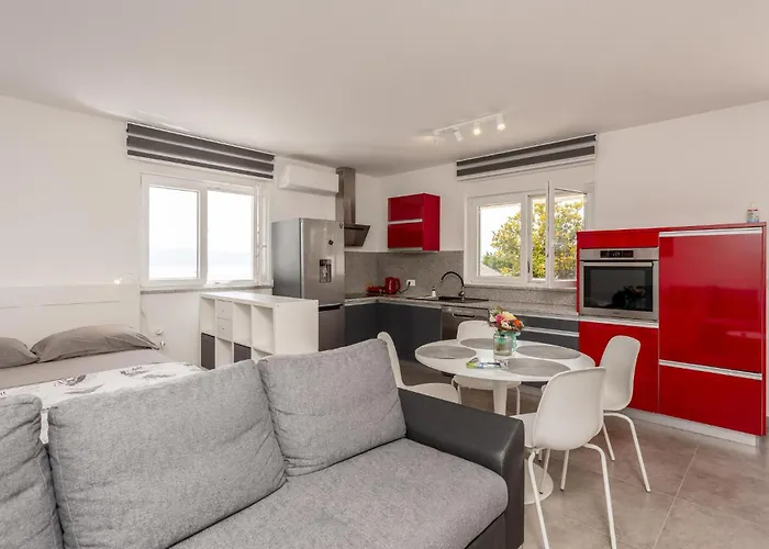 Apartment Amazing In Icici