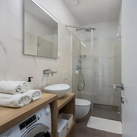 Apartment Cozy In With House Sea View Icici